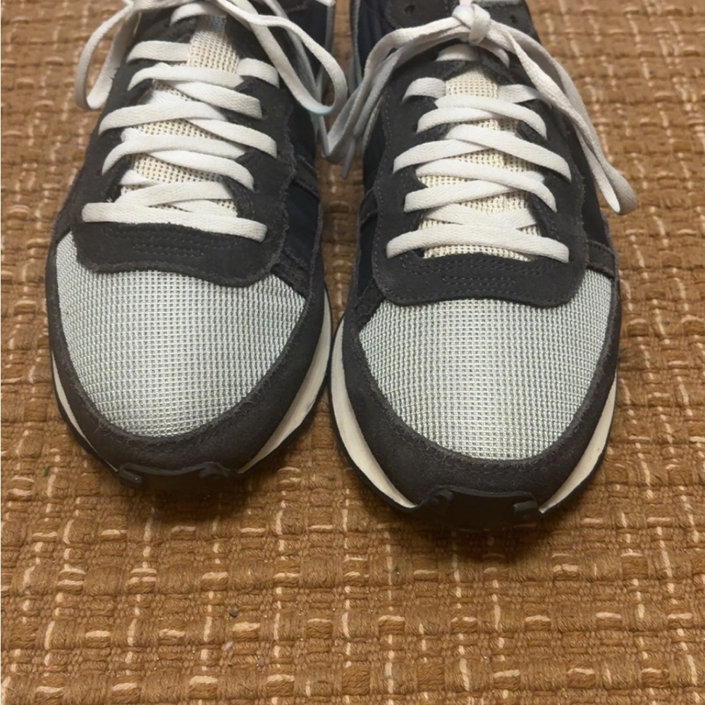 Nike Men's Black and White Sneakers Nike Challenger OG - Picture 2 of 5